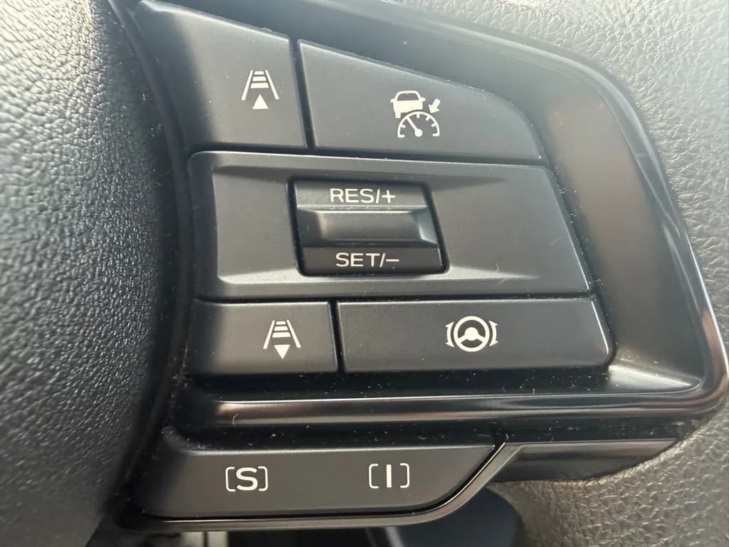 2025 Subaru Crosstrek 21