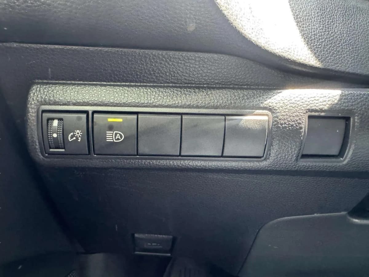 2023 Toyota Corolla 24
