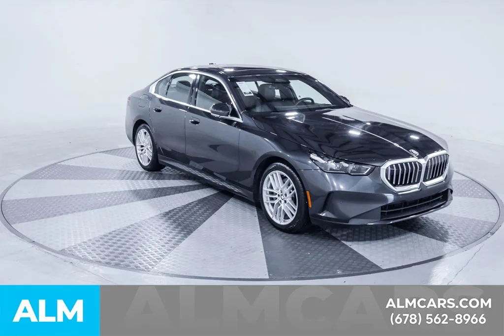2025 BMW 5 Series 14