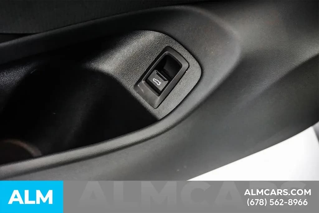 2025 BMW 5 Series 49