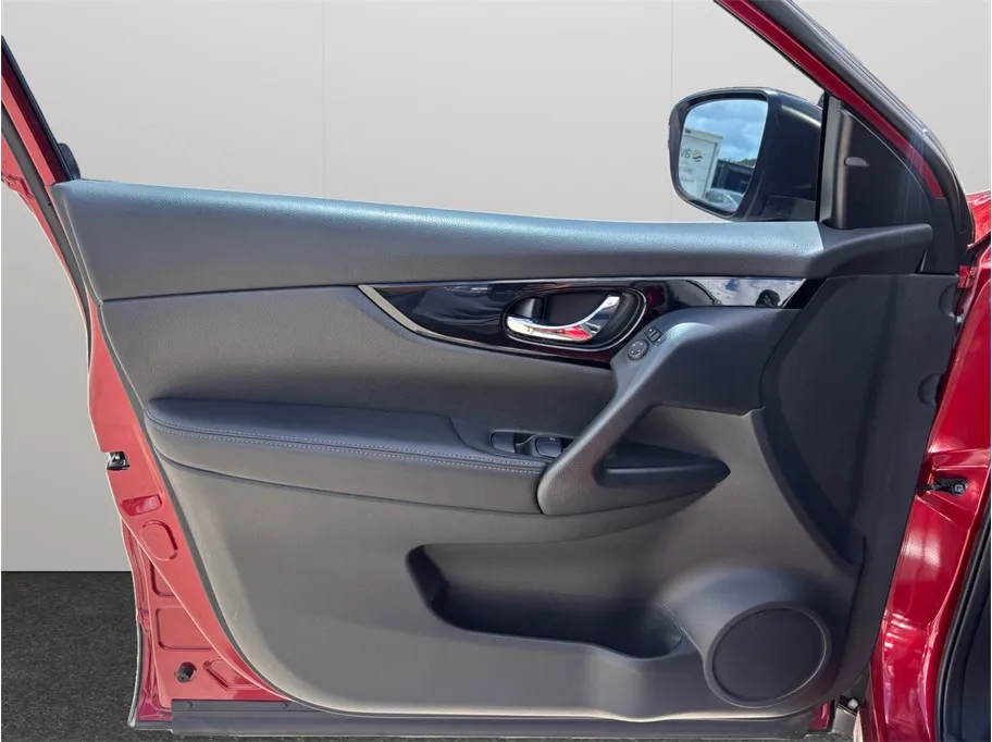 2020 Nissan Rogue Sport 20
