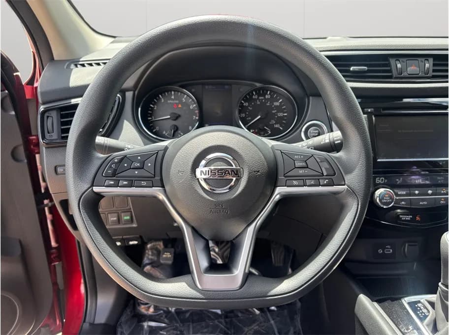 2020 Nissan Rogue Sport 23