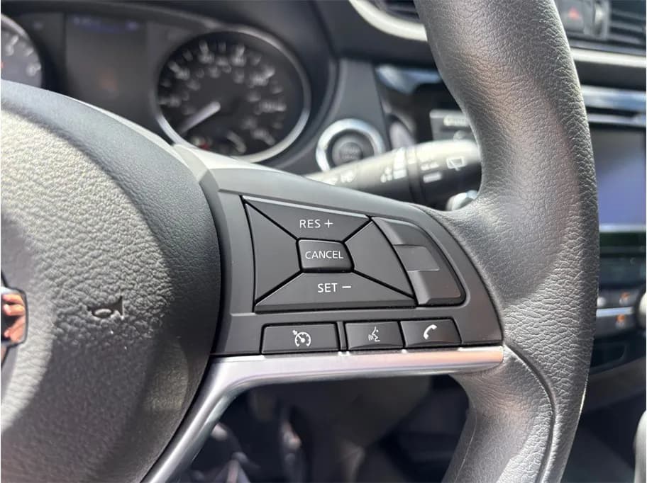 2020 Nissan Rogue Sport 25