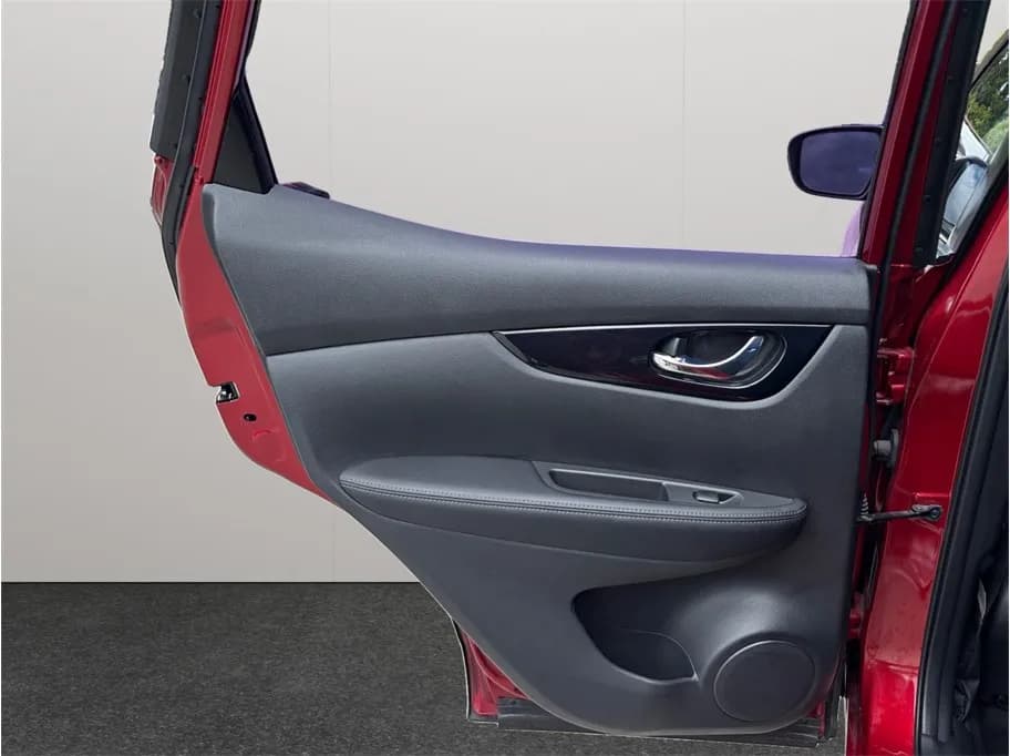 2020 Nissan Rogue Sport 34