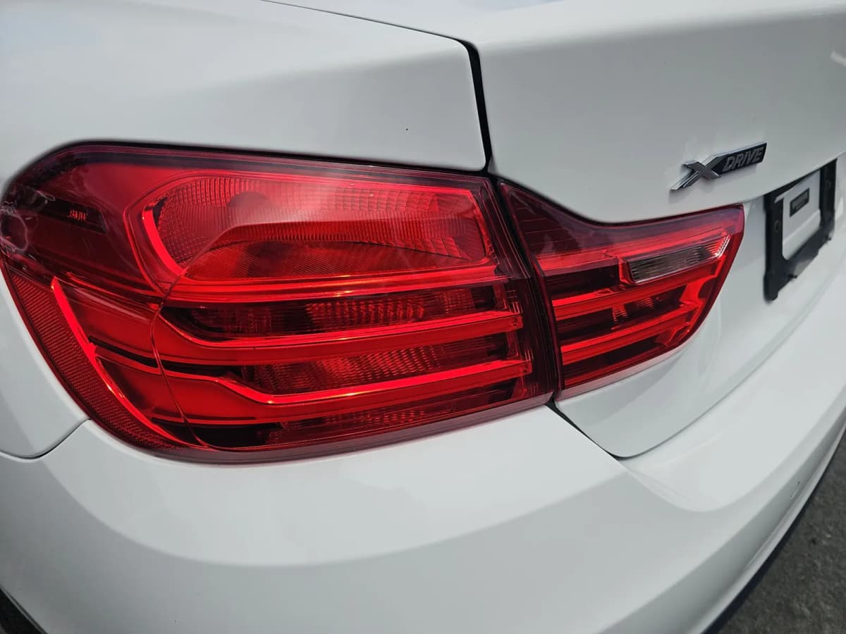 2017 BMW 4 Series 18