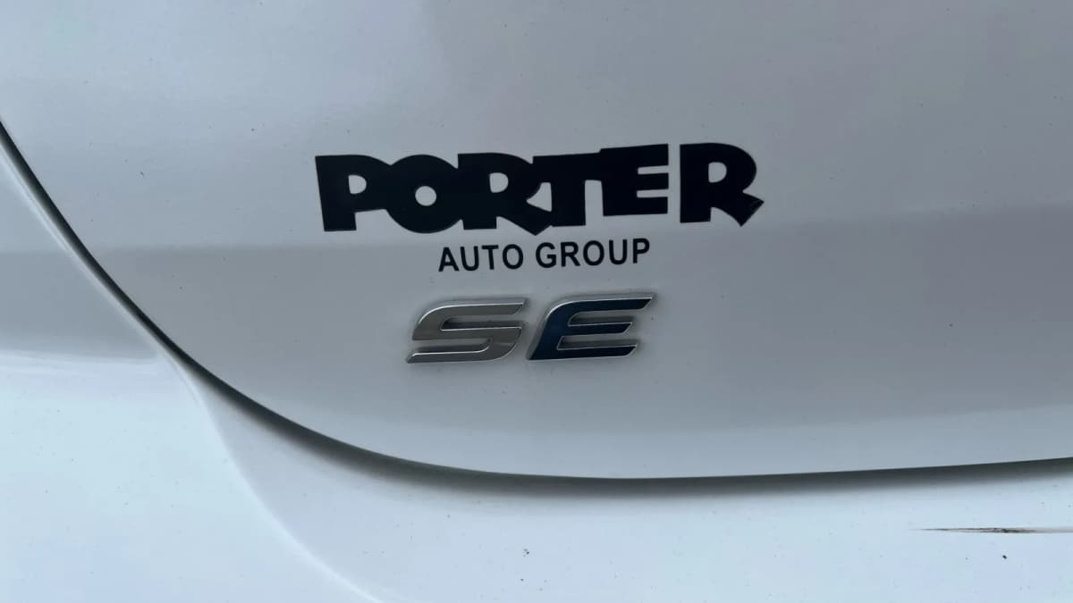 2019 Hyundai Elantra 18