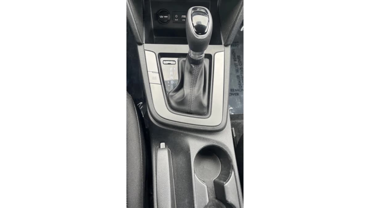 2019 Hyundai Elantra 29