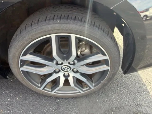 2014 Scion tC 23