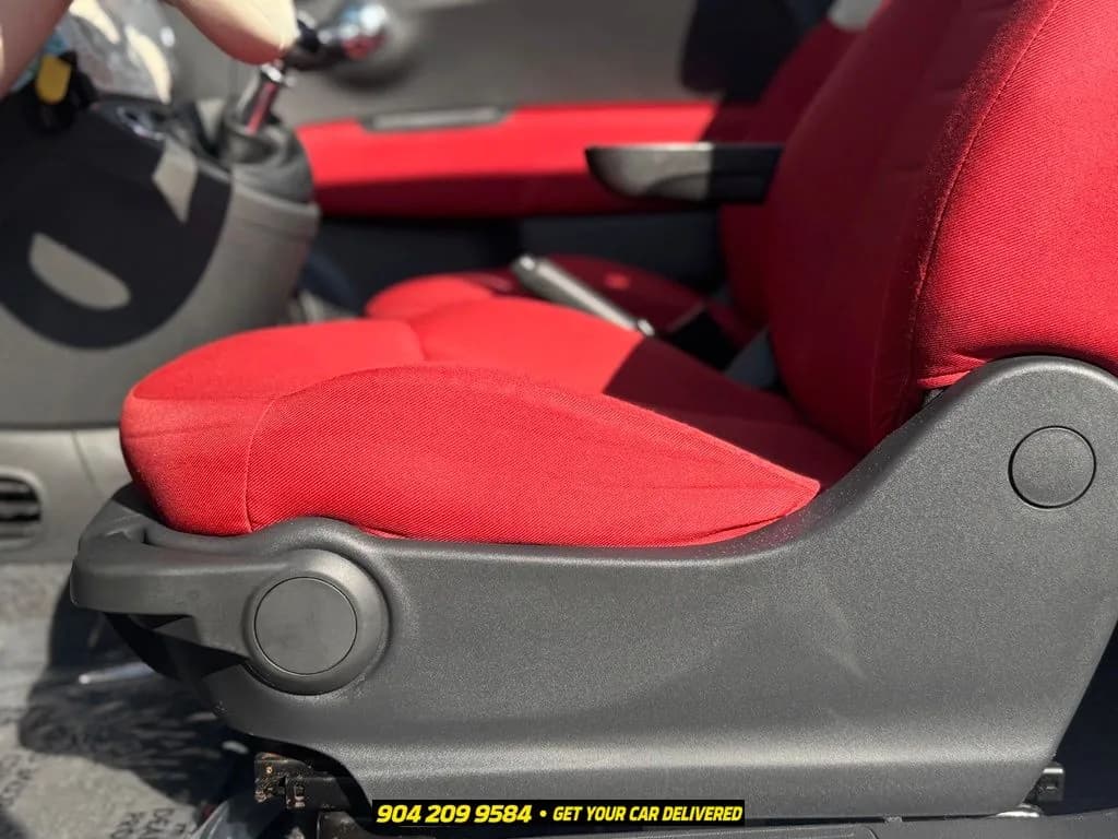 2015 FIAT 500c 17
