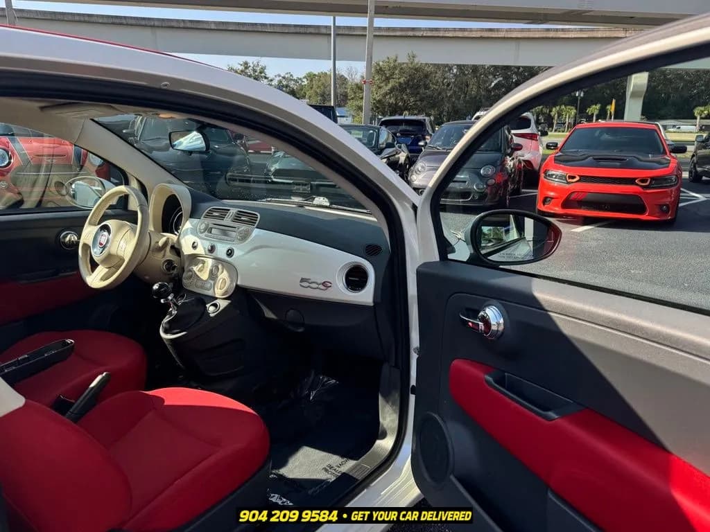 2015 FIAT 500c 29