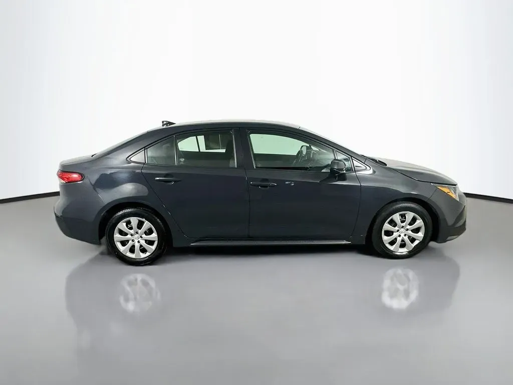 2023 Toyota Corolla 8