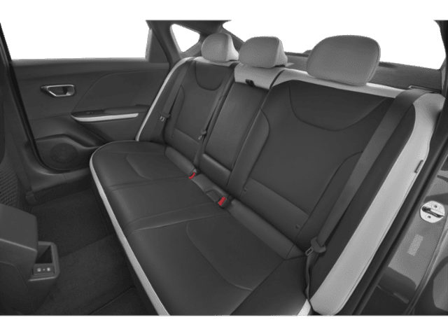 2026 Kia K4 8