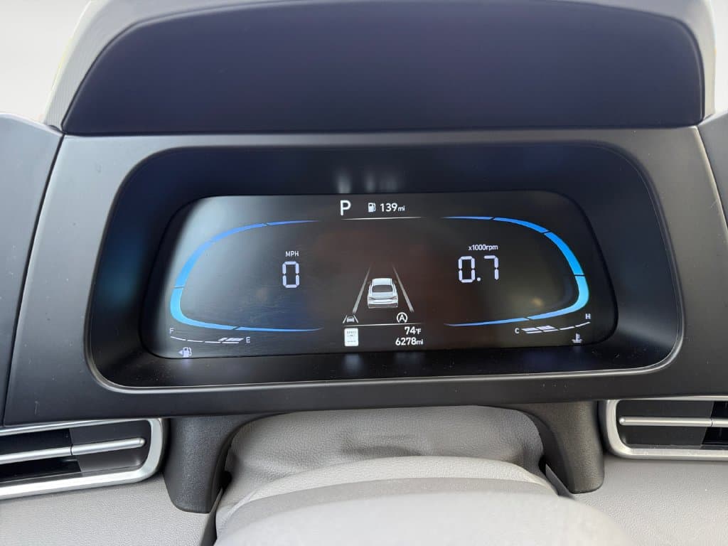 2026 Hyundai Elantra 17