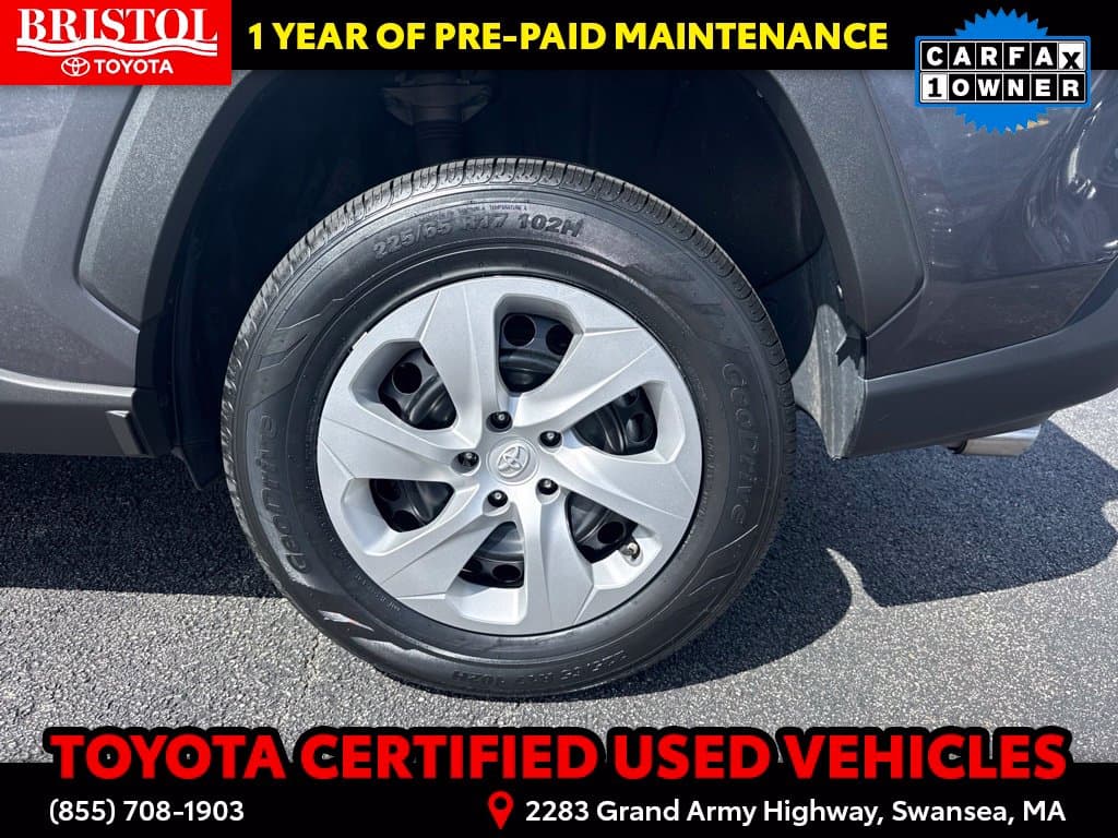 2025 Toyota RAV4 11