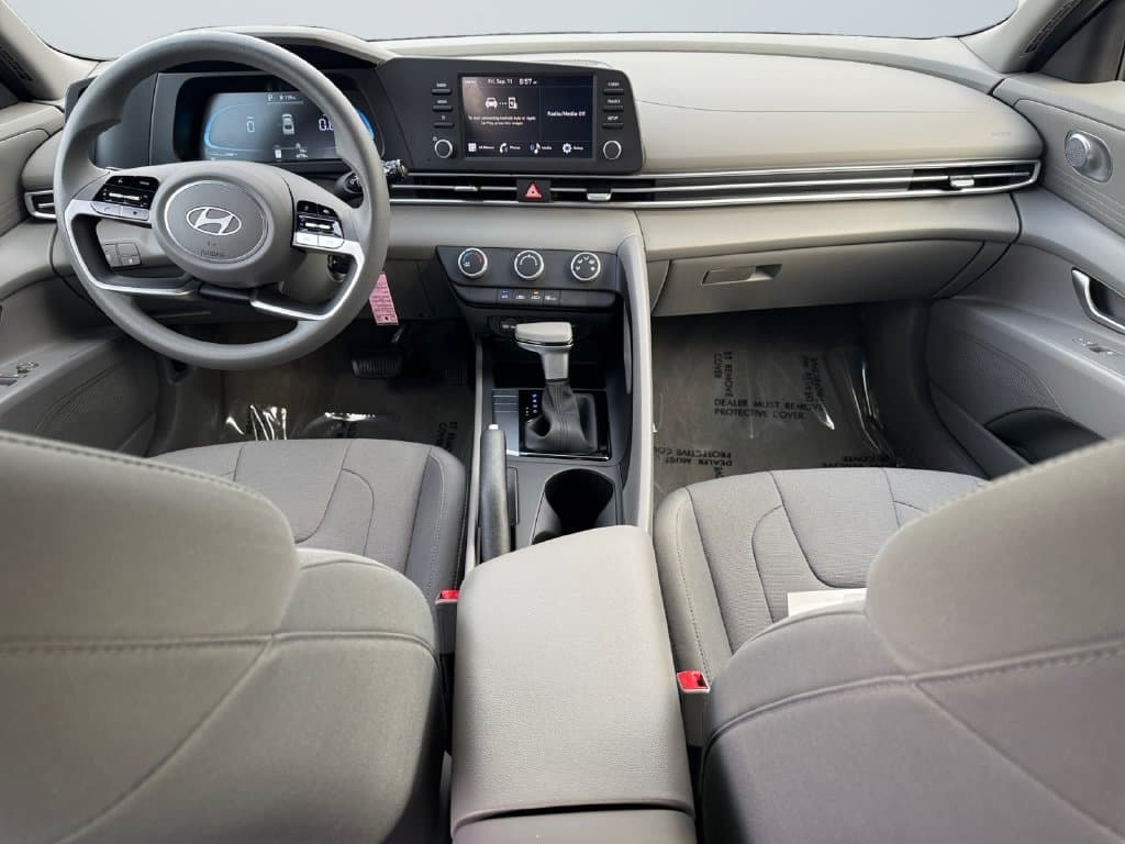 2026 Hyundai Elantra 10