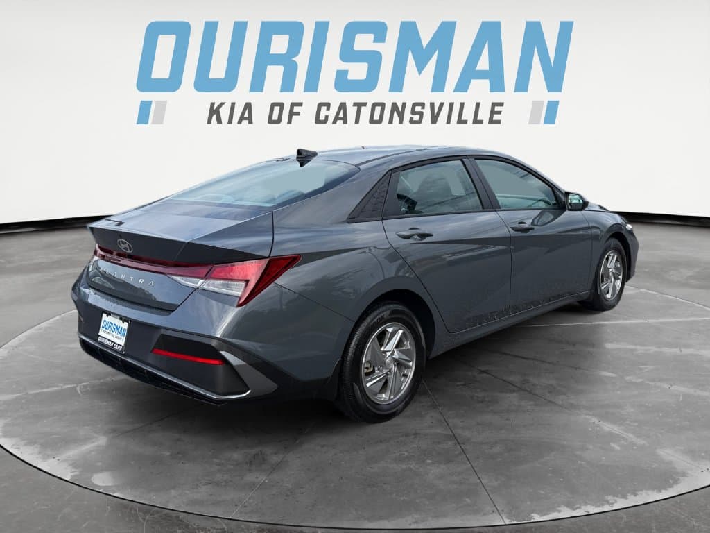 2026 Hyundai Elantra 6