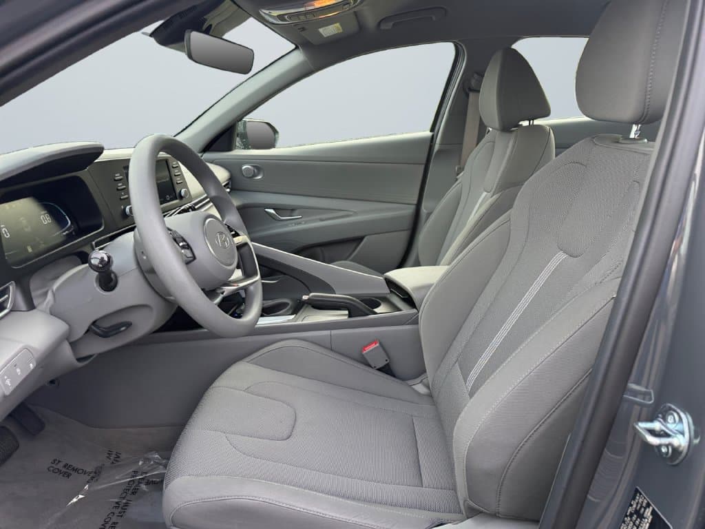 2026 Hyundai Elantra 9
