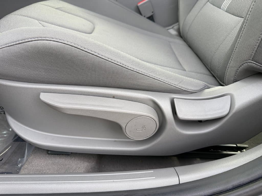 2026 Hyundai Elantra 16