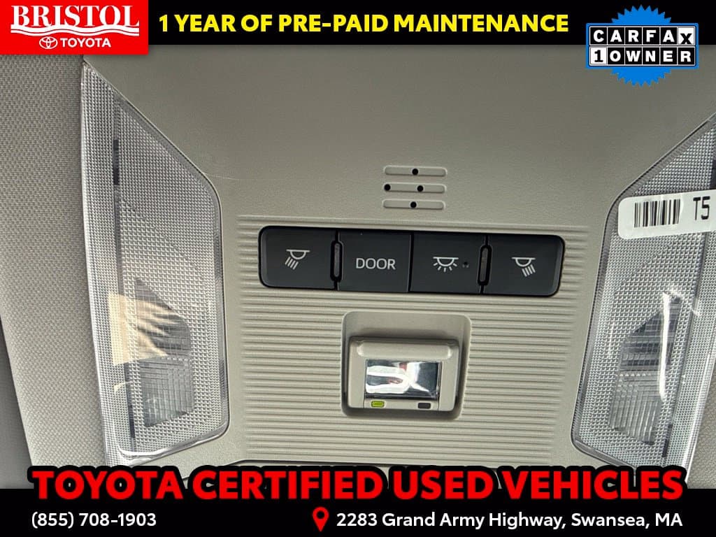 2025 Toyota RAV4 32