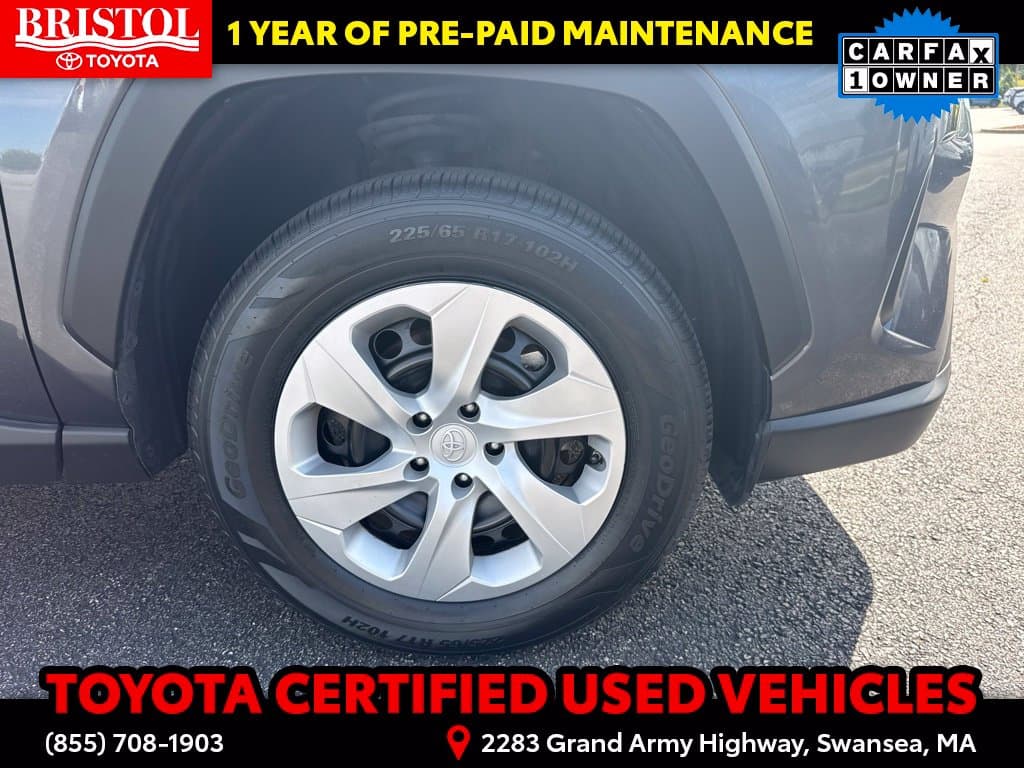2025 Toyota RAV4 13
