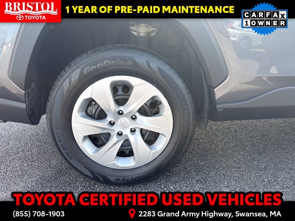 2025 Toyota RAV4 12
