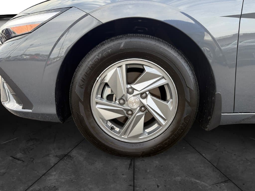 2026 Hyundai Elantra 14