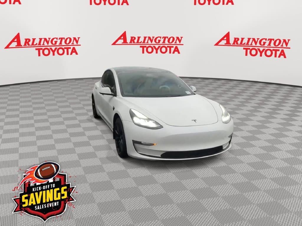 2022 Tesla Model 3 4