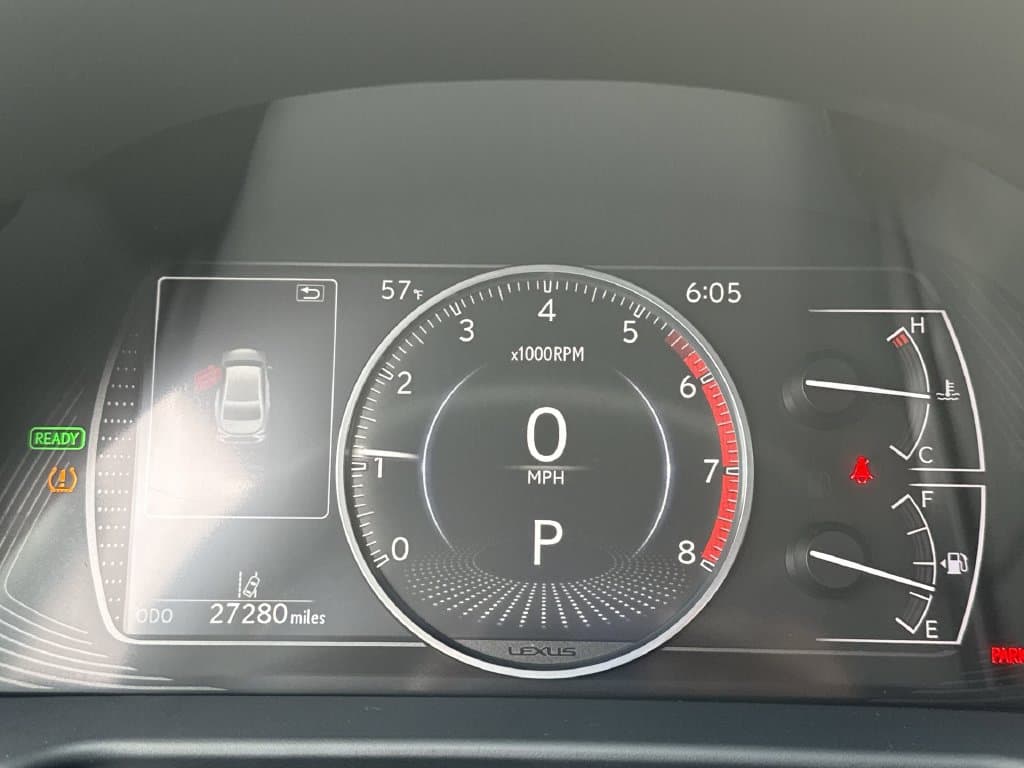 2025 Lexus ES Hybrid 10
