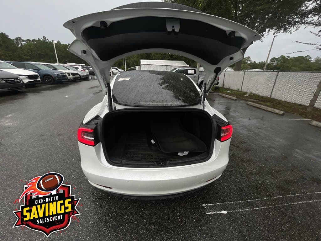 2022 Tesla Model 3 27