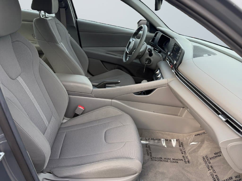 2026 Hyundai Elantra 15