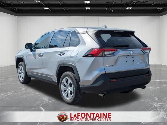 2025 Toyota RAV4 3