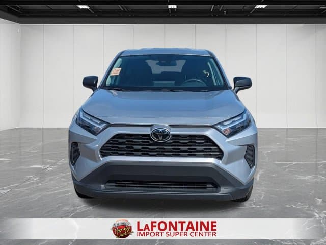 2025 Toyota RAV4 8