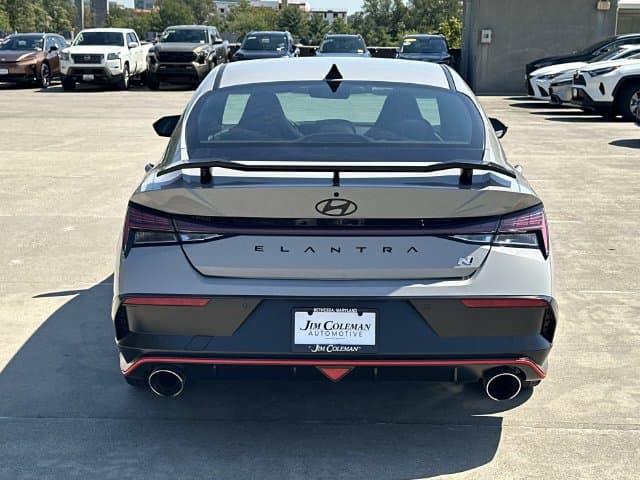 2025 Hyundai Elantra 27