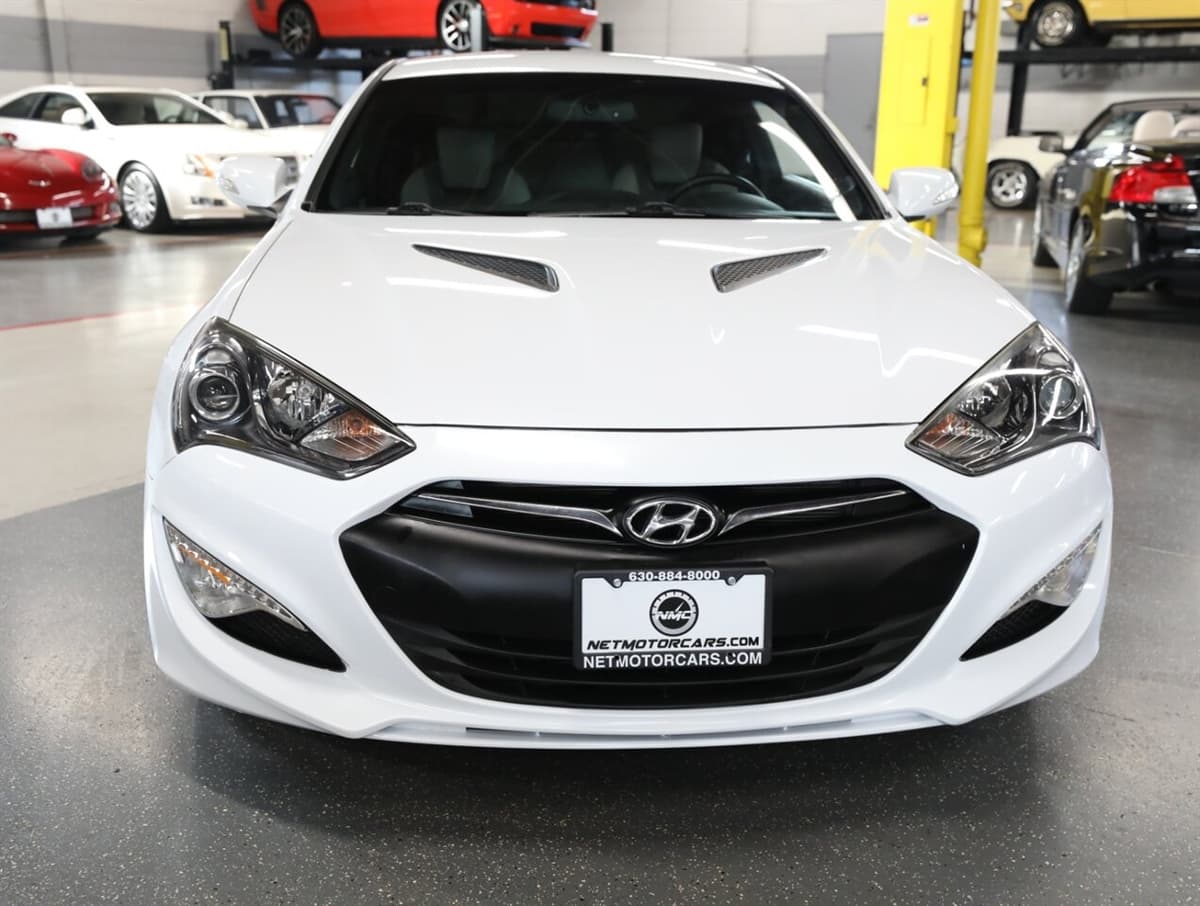 2015 Hyundai Genesis Coupe 6