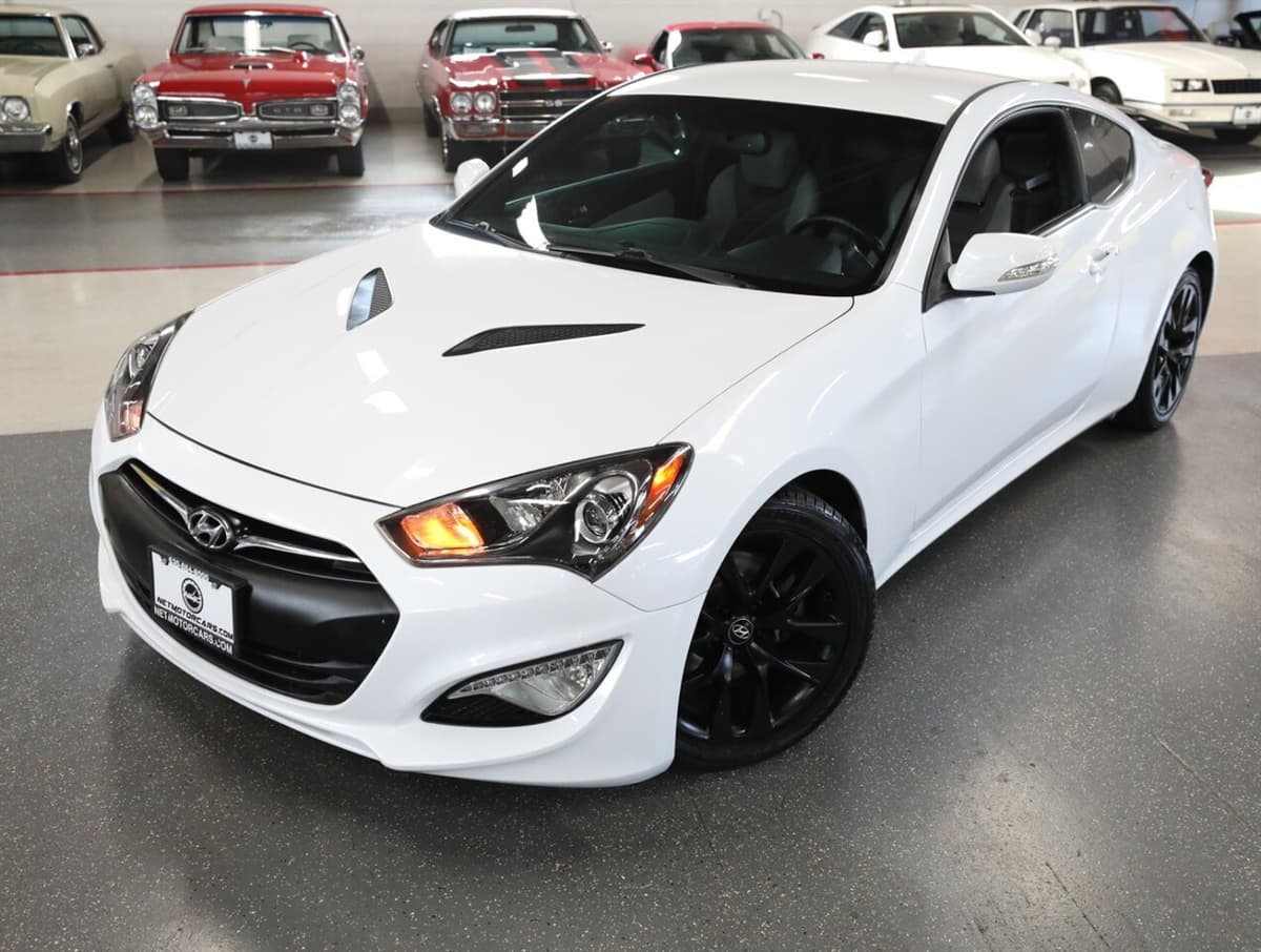 2015 Hyundai Genesis Coupe 2