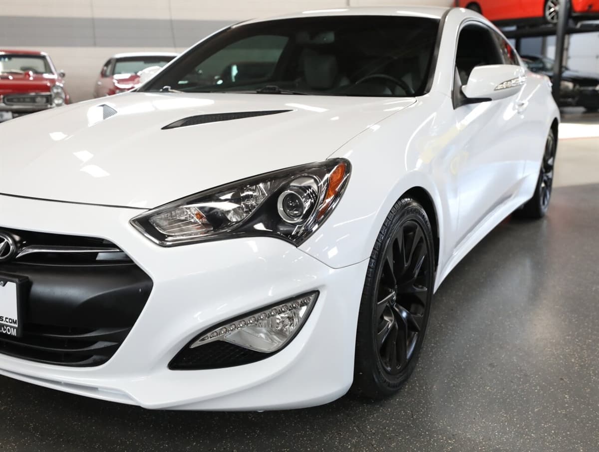2015 Hyundai Genesis Coupe 5