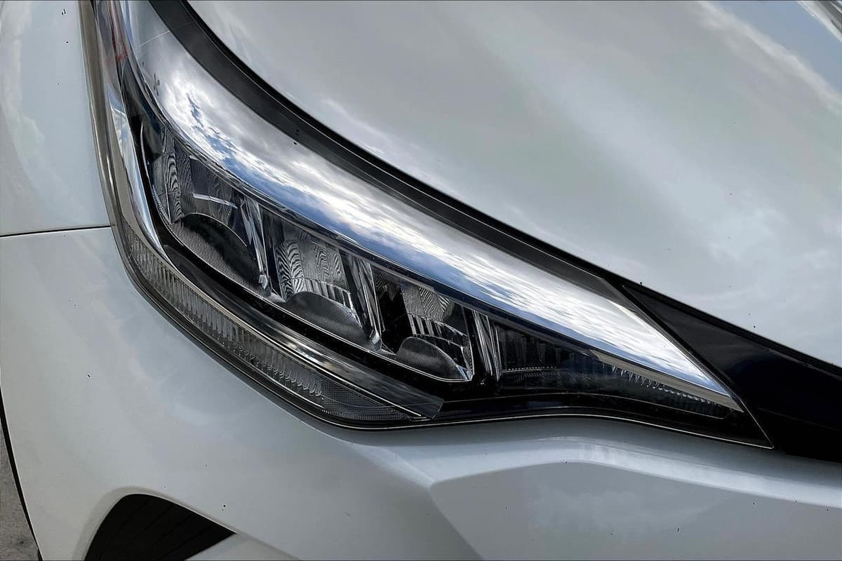 2021 Toyota C-HR 28
