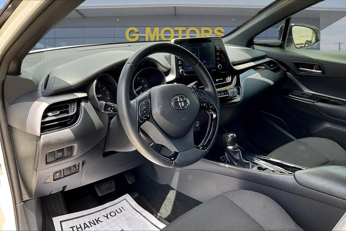 2021 Toyota C-HR 15