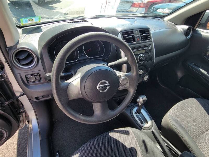 2014 Nissan Versa Sedan 6