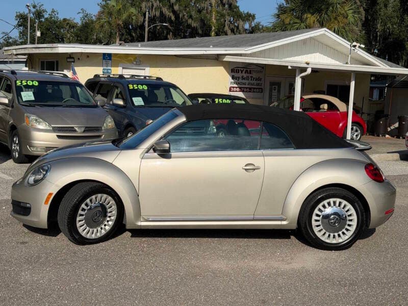2014 Volkswagen Beetle 8