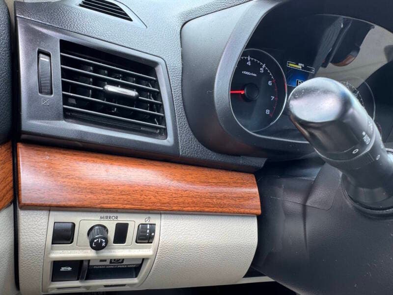 2014 Subaru Outback 12