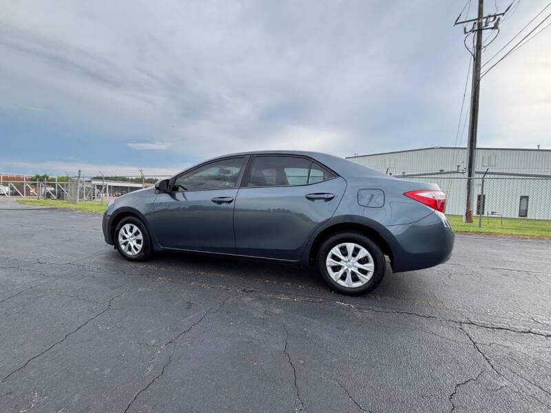 2014 Toyota Corolla 9