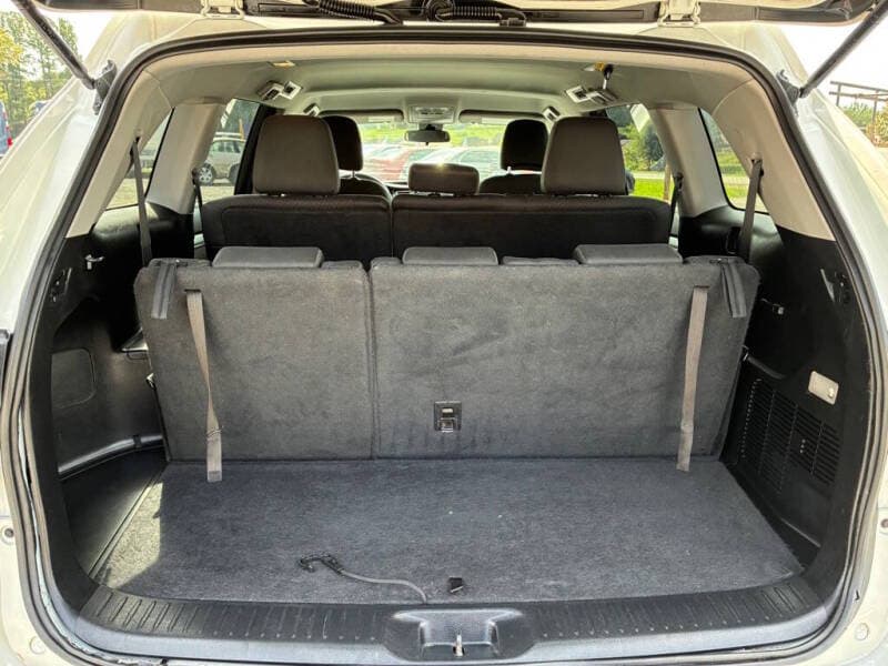 2017 Toyota Highlander 11