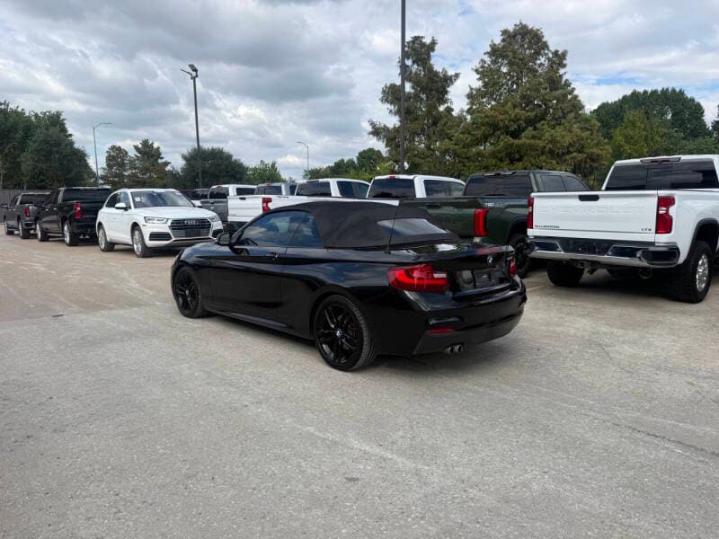 2016 BMW 2 Series 5