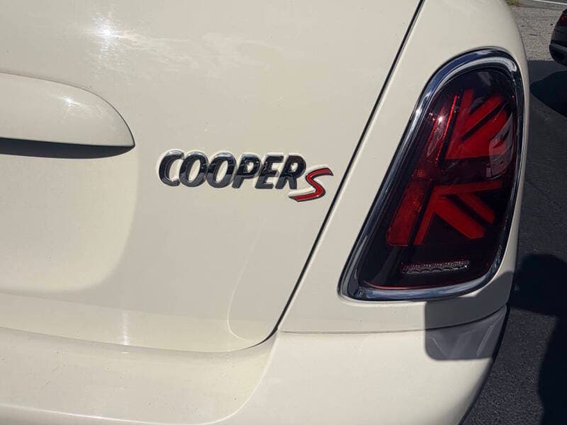 2014 MINI Cooper 15