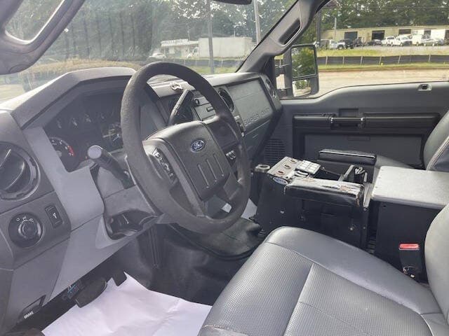 2015 Ford F-350 Super Duty 12