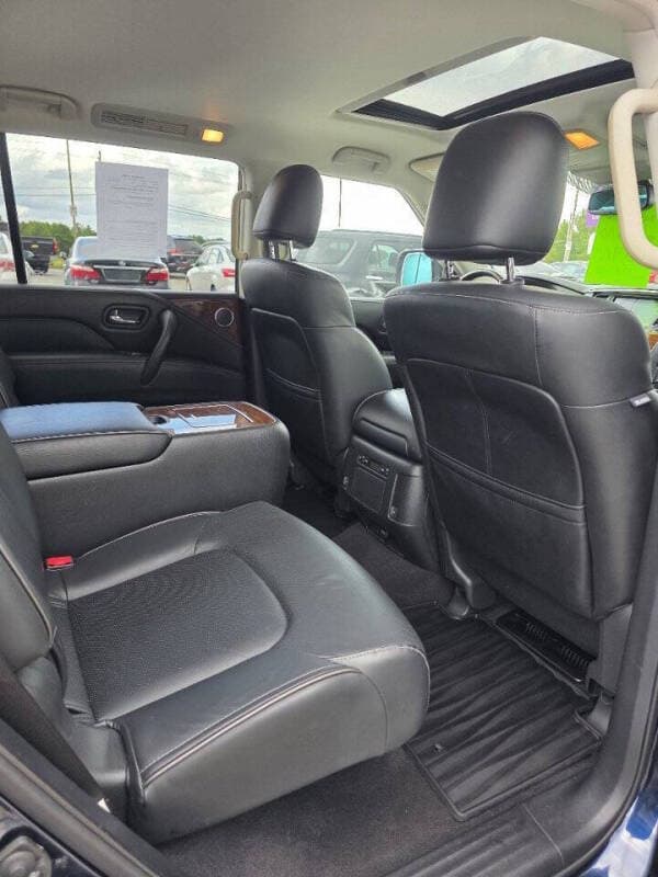 2018 INFINITI QX80 17