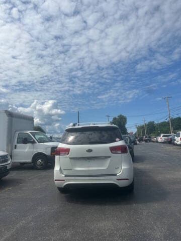 2016 Kia Sedona 5