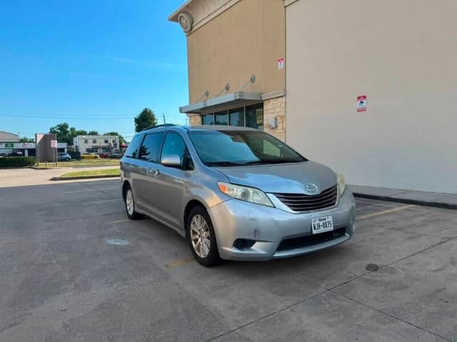 2015 Toyota Sienna