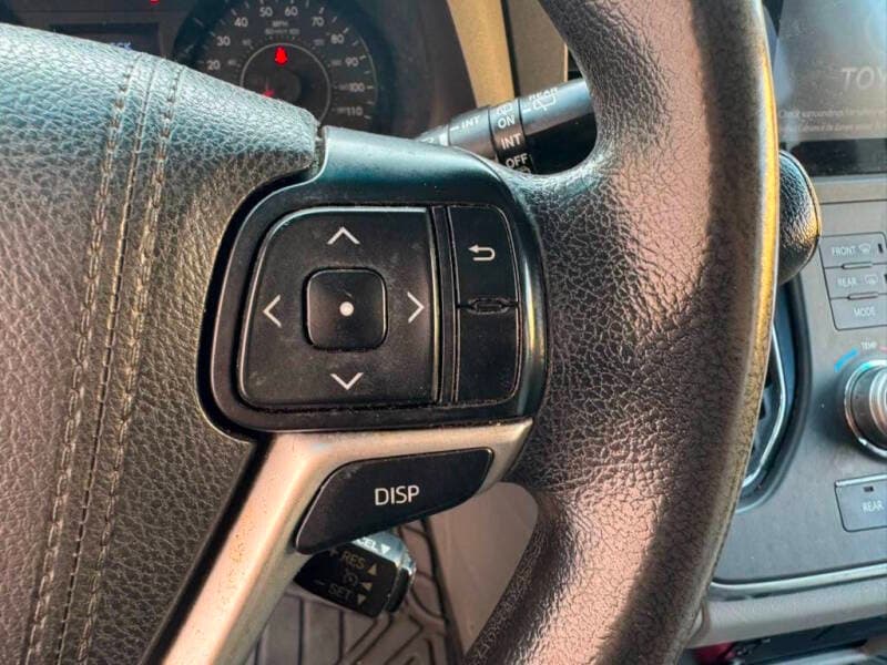 2015 Toyota Sienna 20